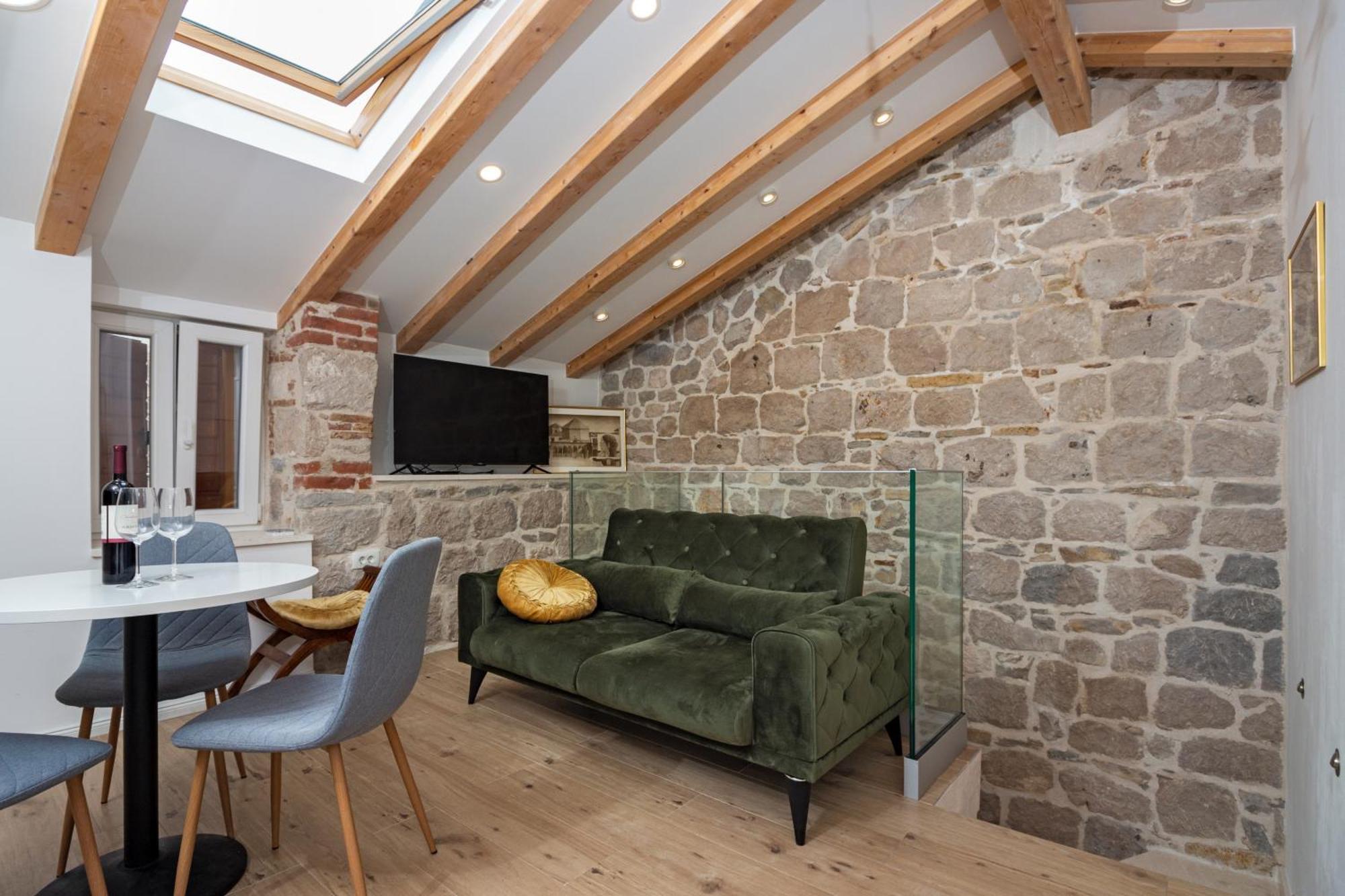 Appartement Maki Stone House - Free Parking