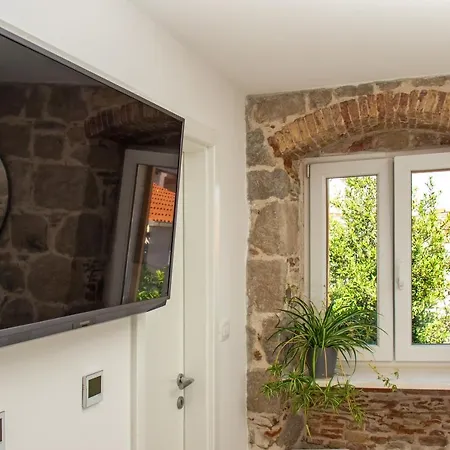 Apartamento Maki Stone House - Parking On Request ! Split Exterior foto